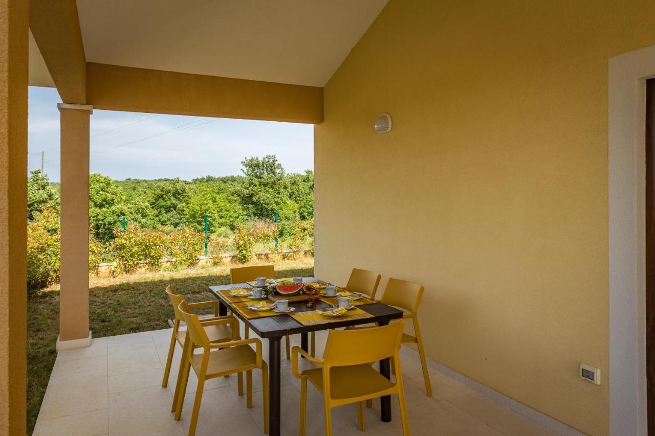 Villa Carneol Kaldanija Luaran gambar