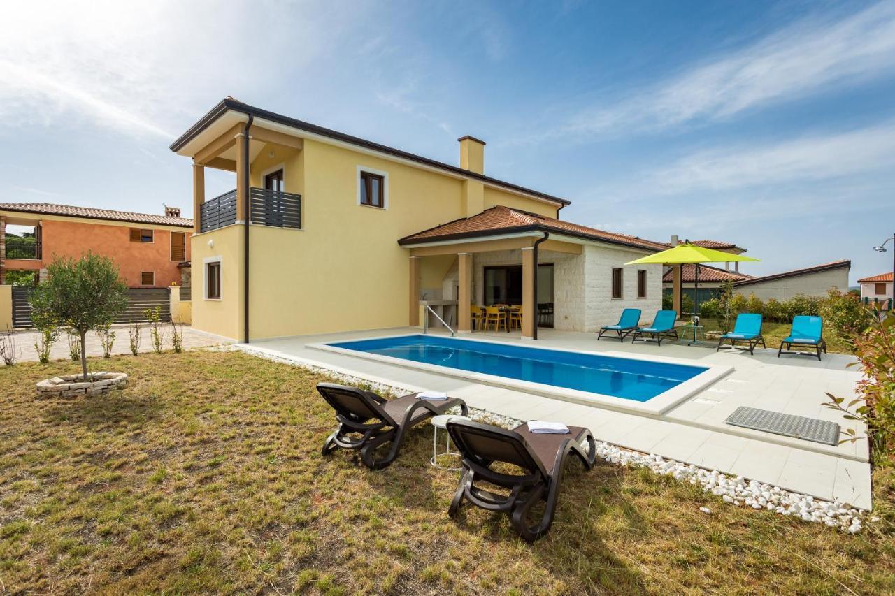 Villa Carneol Kaldanija Luaran gambar