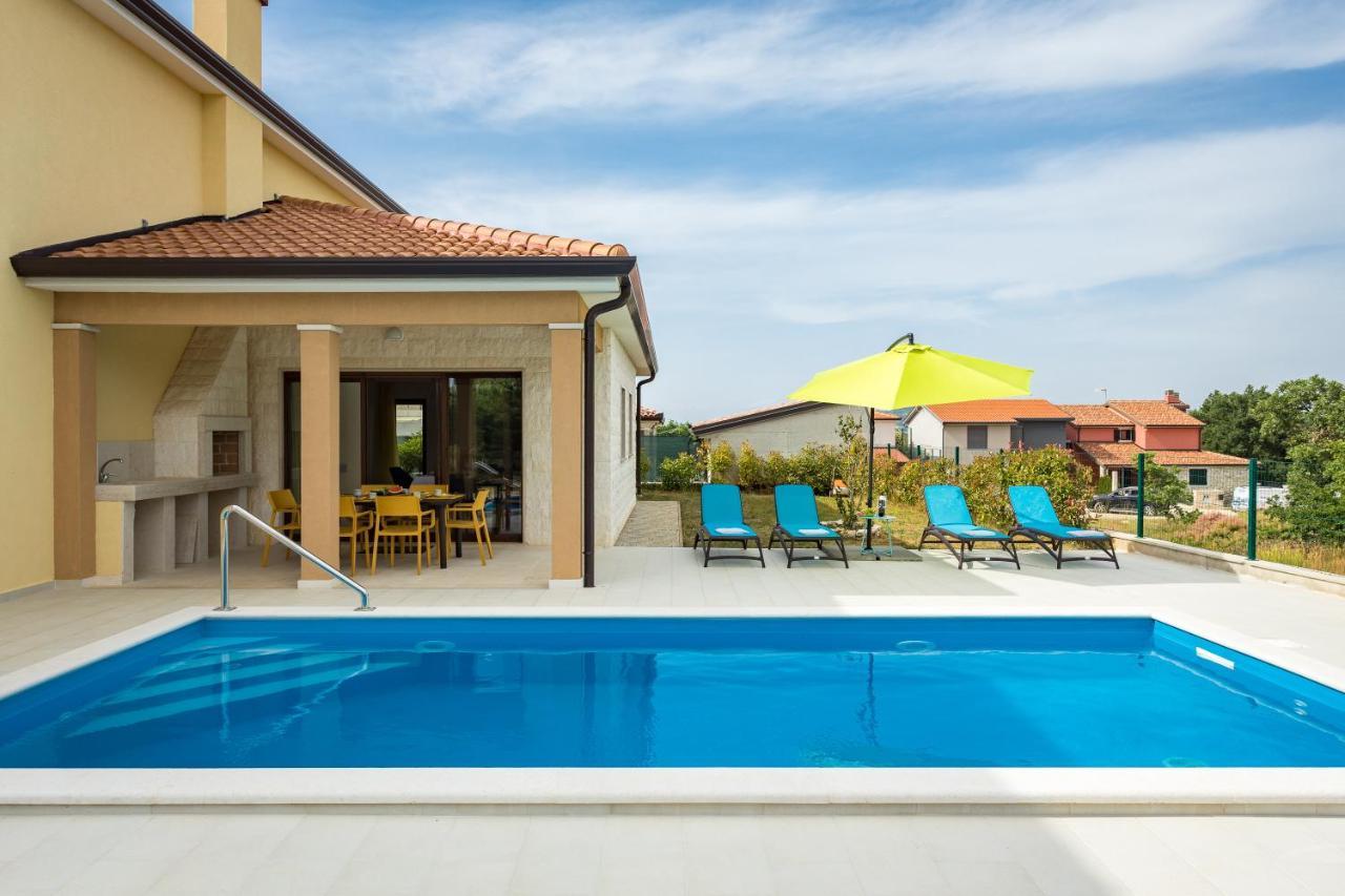 Villa Carneol Kaldanija Luaran gambar