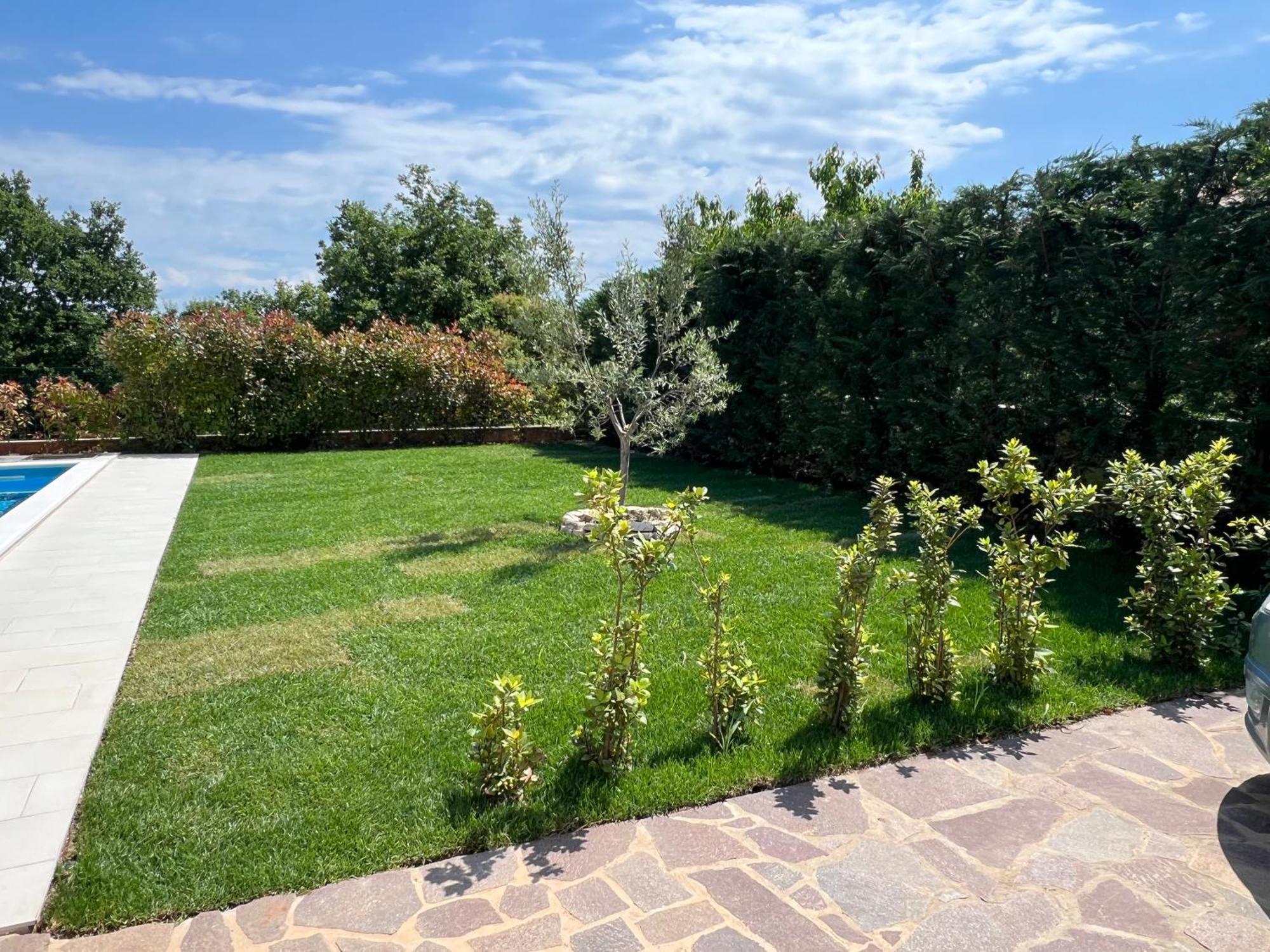 Villa Carneol Kaldanija Luaran gambar